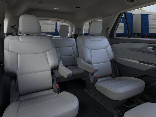2026 Ford Explorer Active w/200A Pkg RWD