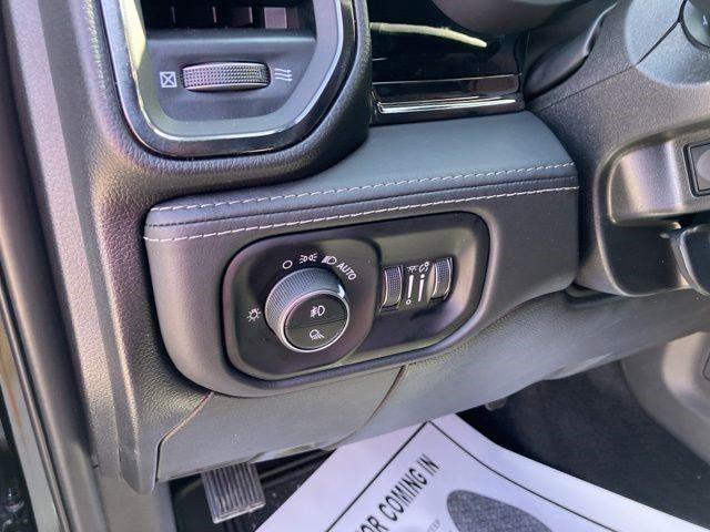 2026 Ram 3500 Limited Crew Cab 4x4 8' Box