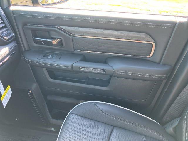2026 Ram 3500 Limited Crew Cab 4x4 8' Box