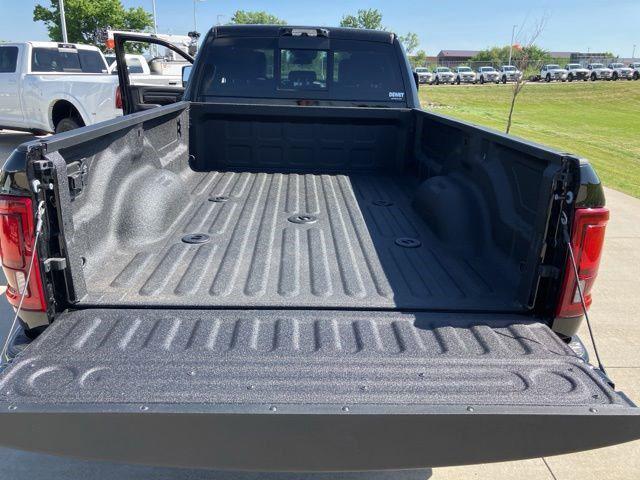 2026 Ram 3500 Limited Crew Cab 4x4 8' Box