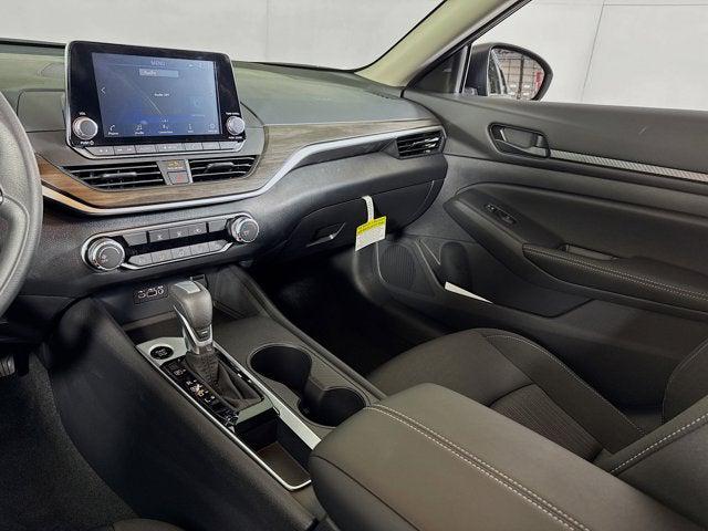 2026 Nissan Altima SV FWD
