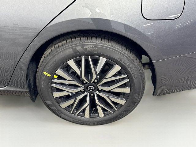 2026 Nissan Altima SV FWD
