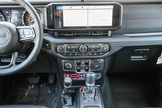2026 Jeep Wrangler 4-Door Recon 4x4