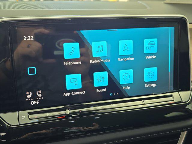 2026 Volkswagen Atlas SE with Technology