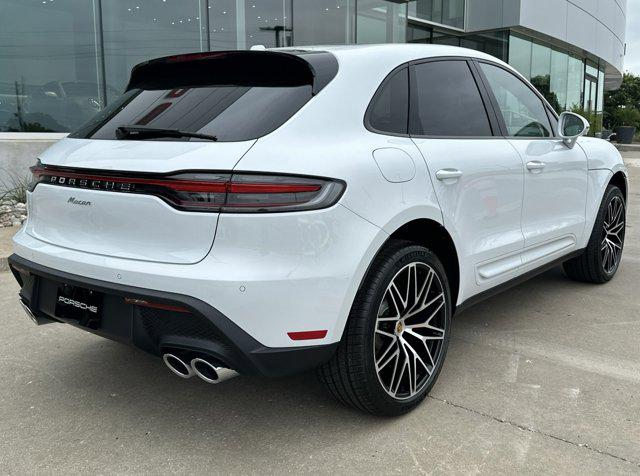 2026 Porsche Macan Unknown