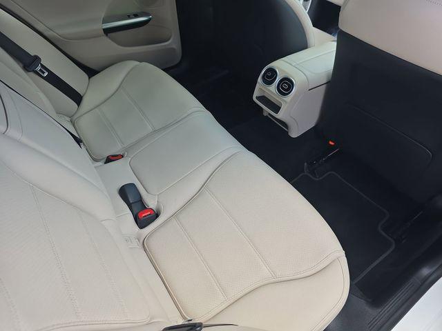2023 Mercedes-Benz C-CLASS C 300 Sedan