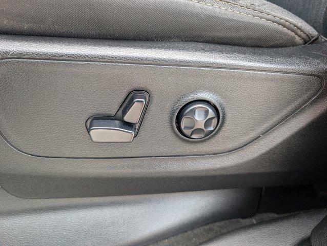 2020 Ram 1500 Big Horn Crew Cab 4x2 5'7" Box