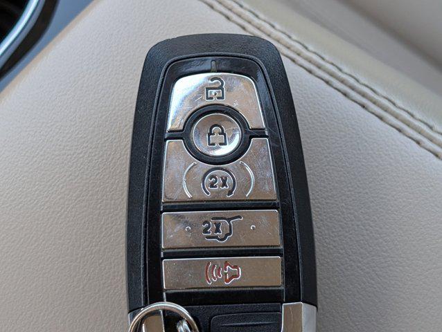 2022 Lincoln Nautilus Standard