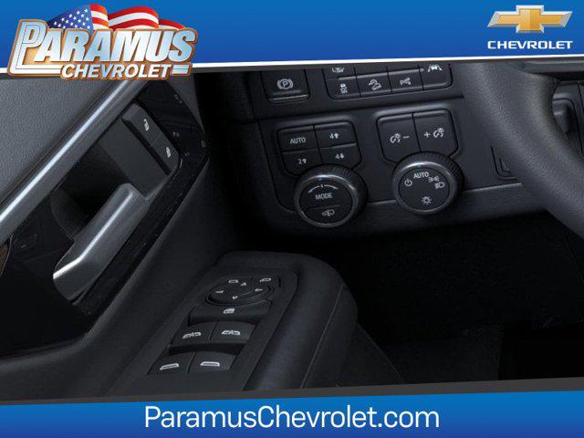 2026 Chevrolet Suburban LS, 4WD