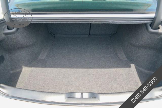 2021 Chrysler 300 Touring L AWD