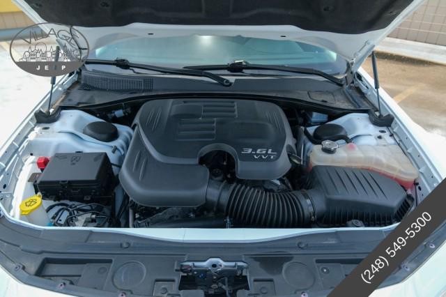 2021 Chrysler 300 Touring L AWD