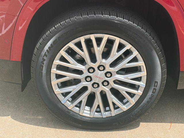 2026 GMC Acadia Denali FWD