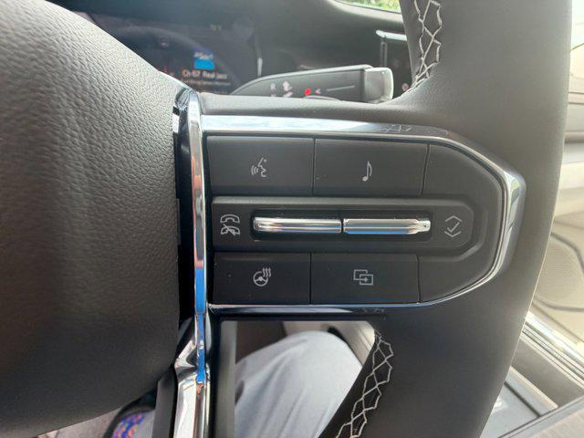 2026 GMC Acadia Denali FWD