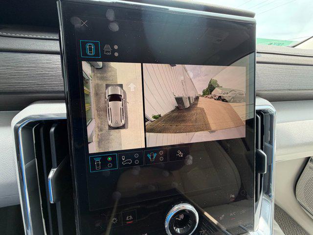 2026 GMC Acadia Denali FWD