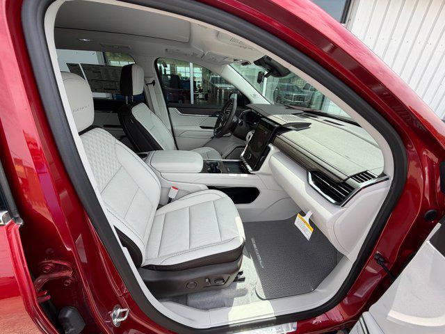 2026 GMC Acadia Denali FWD