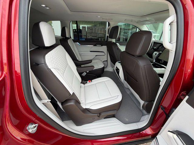 2026 GMC Acadia Denali FWD