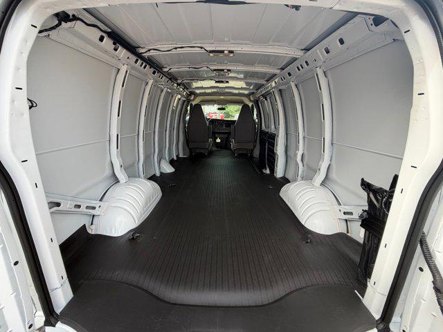 2026 GMC Savana Cargo 2500 Extended Wheelbase, Work Van, RWD