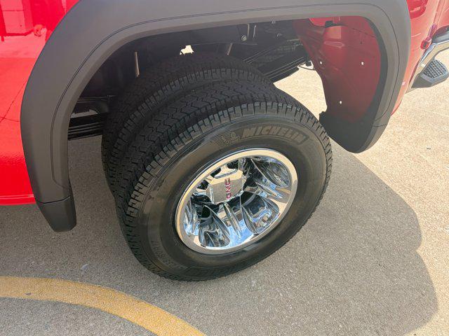 2026 GMC Sierra 3500HD Crew Cab, Long Bed, SLE Dual Rear Wheel, 4WD