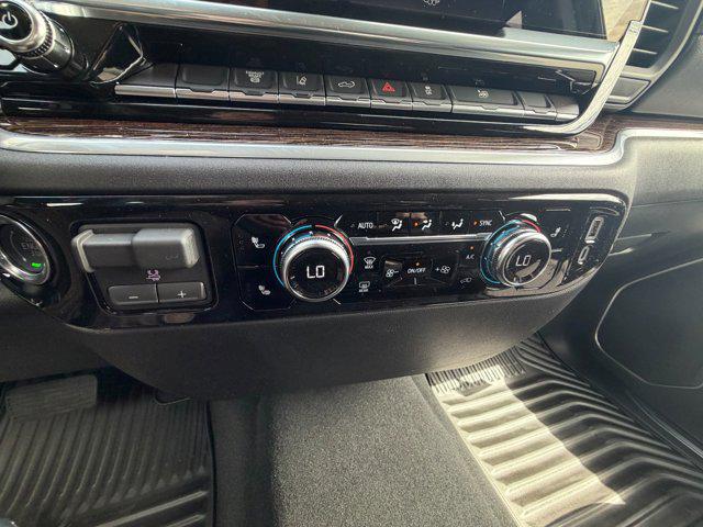 2026 GMC Sierra 3500HD Crew Cab, Long Bed, SLE Dual Rear Wheel, 4WD