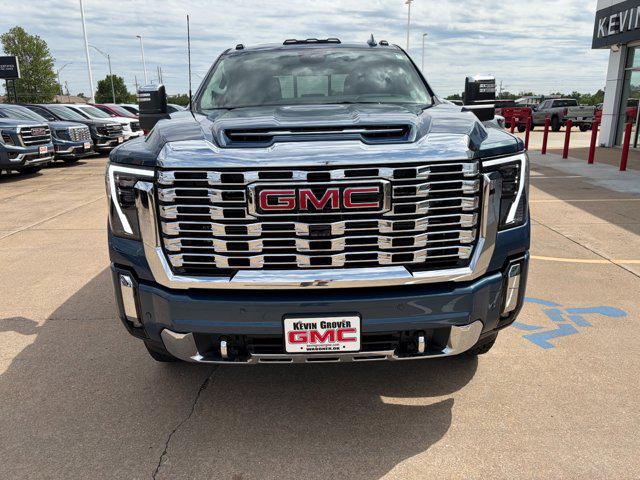 2026 GMC Sierra 2500HD Crew Cab, Standard Bed, Denali, 4WD