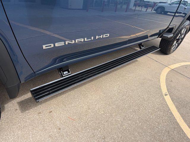 2026 GMC Sierra 2500HD Crew Cab, Standard Bed, Denali, 4WD