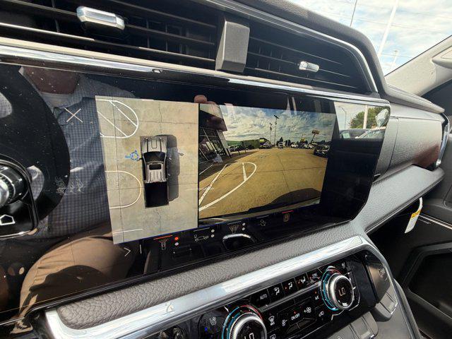 2026 GMC Sierra 2500HD Crew Cab, Standard Bed, Denali, 4WD