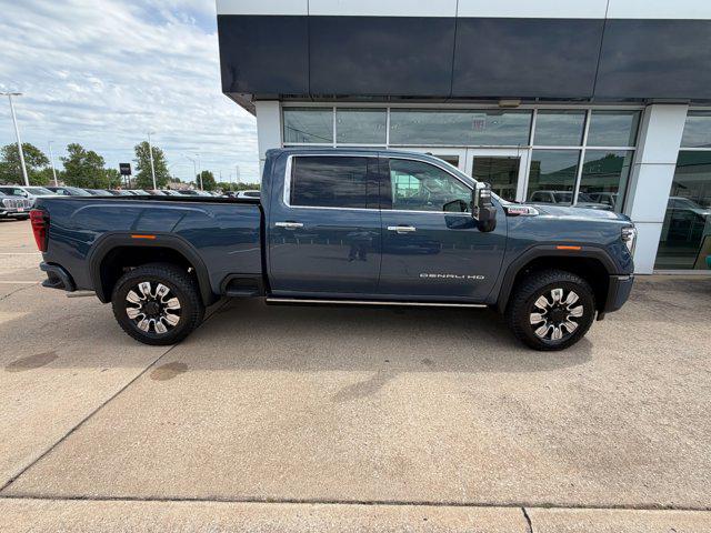 2026 GMC Sierra 2500HD Crew Cab, Standard Bed, Denali, 4WD