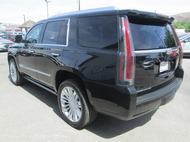 2020 Cadillac Escalade 4WD Platinum