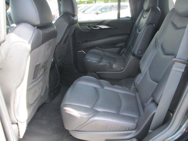 2020 Cadillac Escalade 4WD Platinum