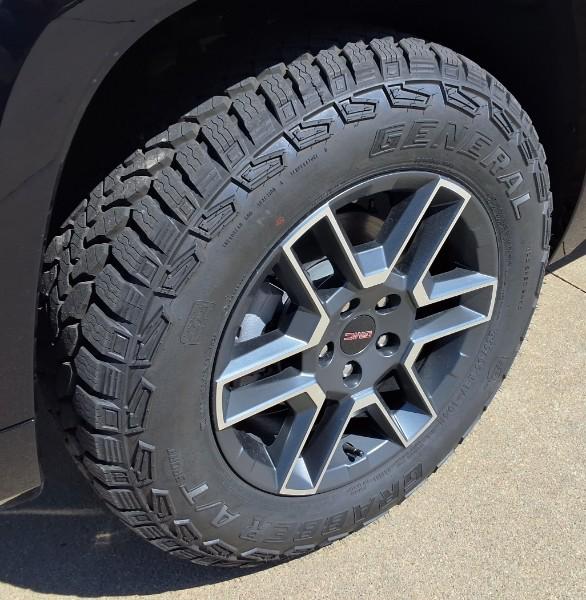 2026 GMC Terrain AWD AT4