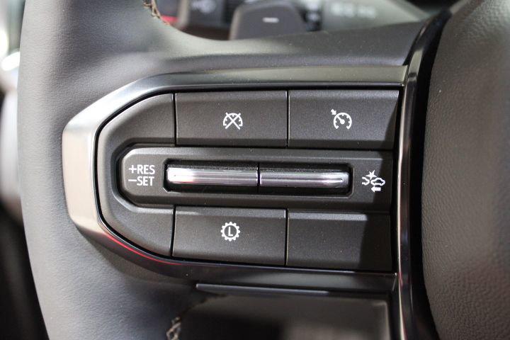 2026 GMC Acadia AT4 AWD