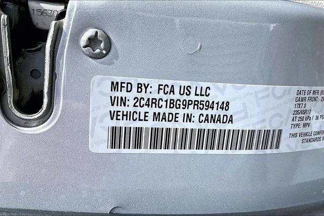 2023 Chrysler Pacifica Touring L