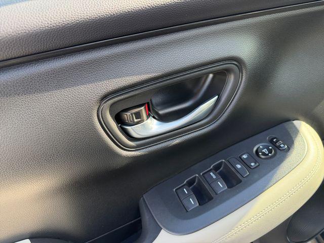 2023 Honda HR-V AWD LX