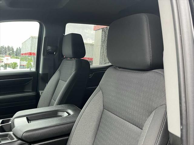 2022 GMC Sierra 1500 4WD Crew Cab Short Box Elevation