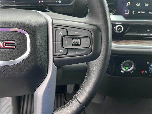 2022 GMC Sierra 1500 4WD Crew Cab Short Box Elevation
