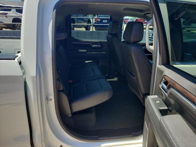 2025 GMC Sierra 1500 4WD Crew Cab Short Box SLT