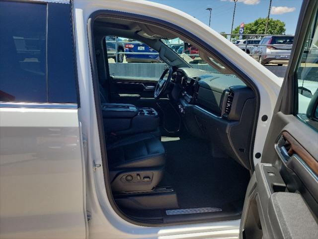 2025 GMC Sierra 1500 4WD Crew Cab Short Box SLT
