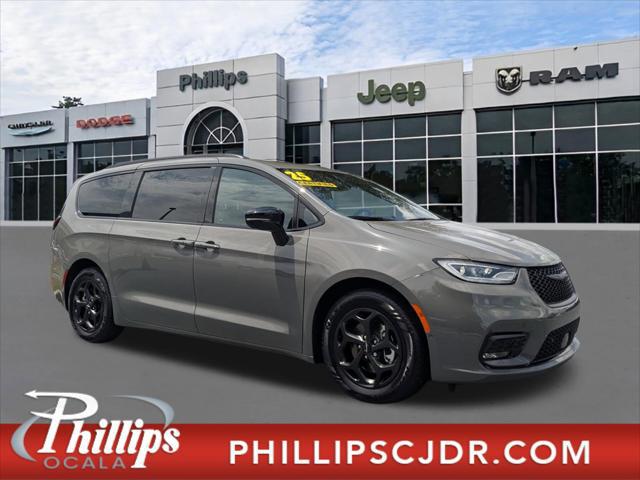 2025 Chrysler Pacifica Hybrid Premiuim S Appearance Package for sale in Ocala, FL