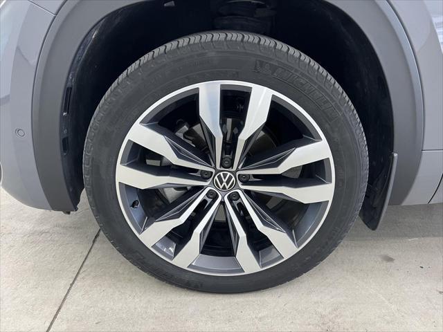 2021 Volkswagen Atlas Cross Sport 3.6L V6 SEL Premium R-Line