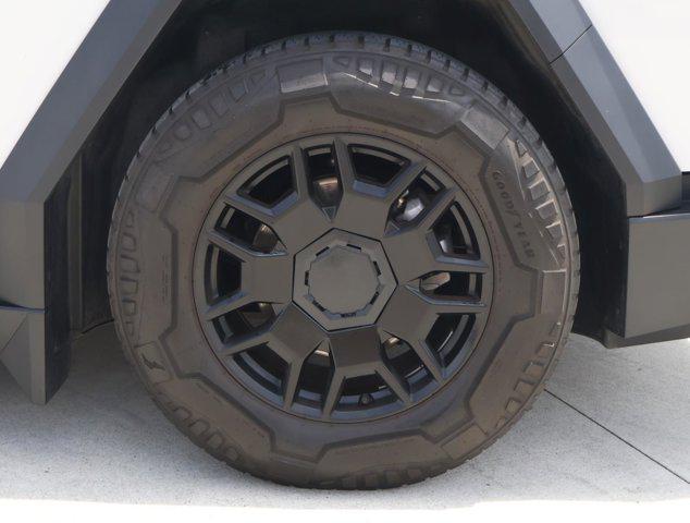 2024 Tesla Cybertruck Cyberbeast