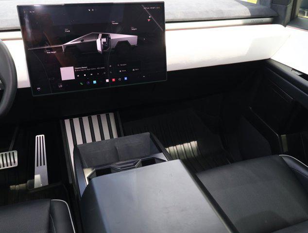 2024 Tesla Cybertruck Cyberbeast
