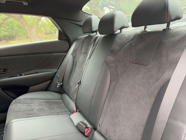 2026 Hyundai Elantra Base
