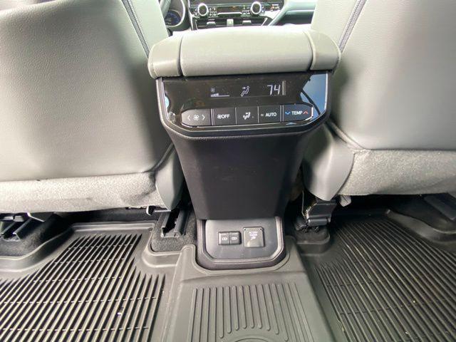 2026 Toyota Highlander Hybrid Limited