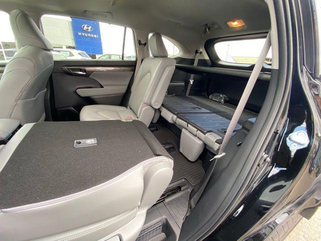 2026 Toyota Highlander Hybrid Limited
