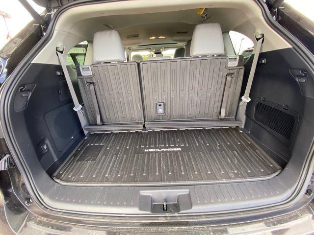 2026 Toyota Highlander Hybrid Limited