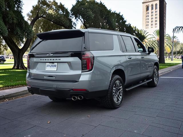 2025 Chevrolet Suburban 4WD Z71