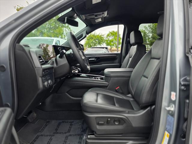 2025 Chevrolet Suburban 4WD Z71