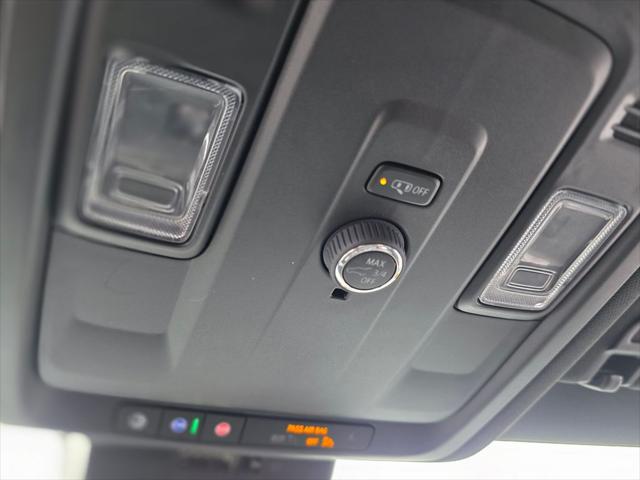 2025 Chevrolet Suburban 4WD Z71