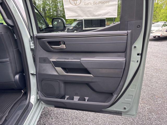 2026 Toyota Tundra Platinum CrewMax 5.5' Bed