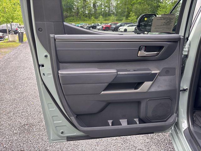 2026 Toyota Tundra Platinum CrewMax 5.5' Bed
